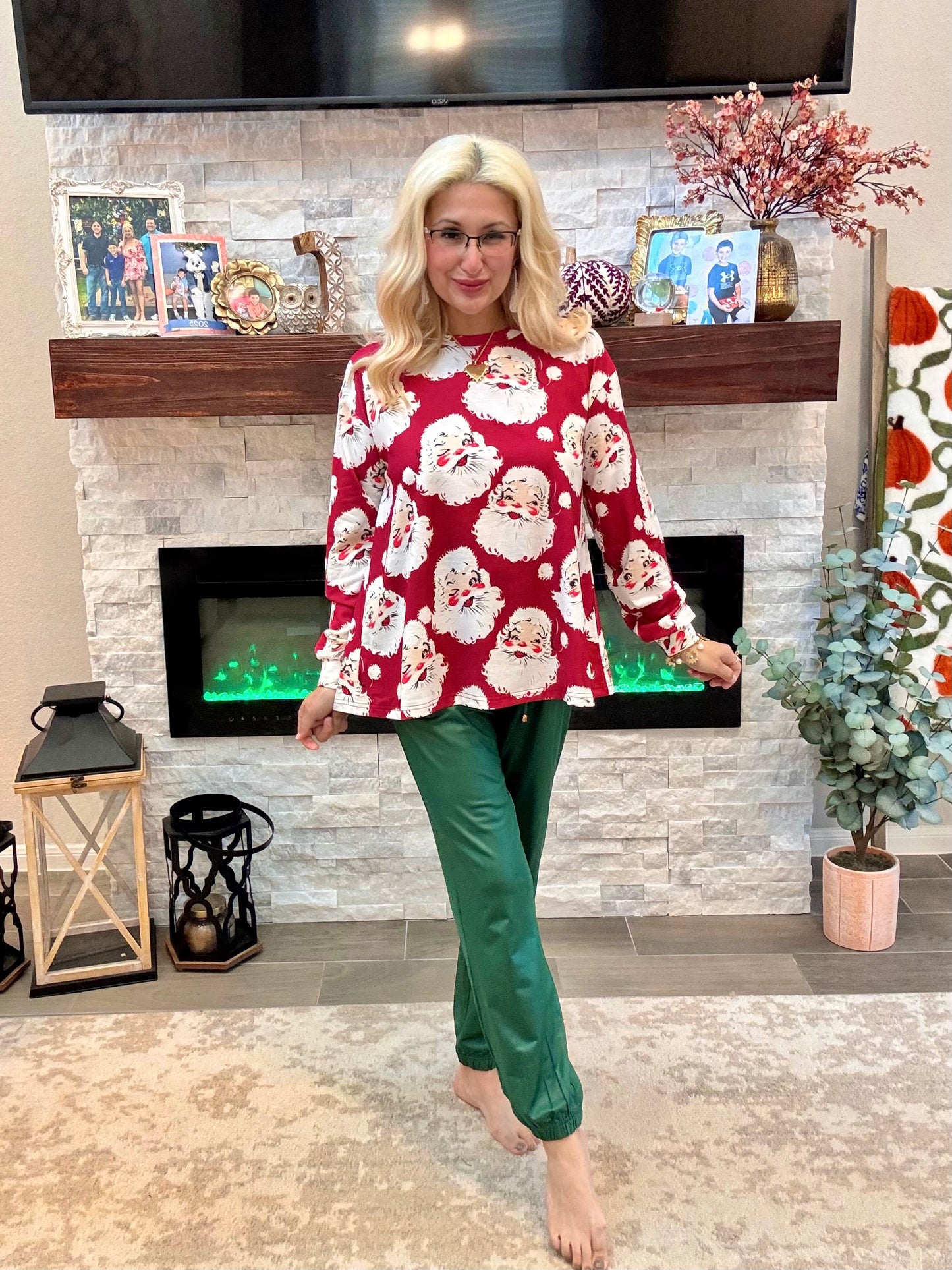 Jolly Old St. Nick Top