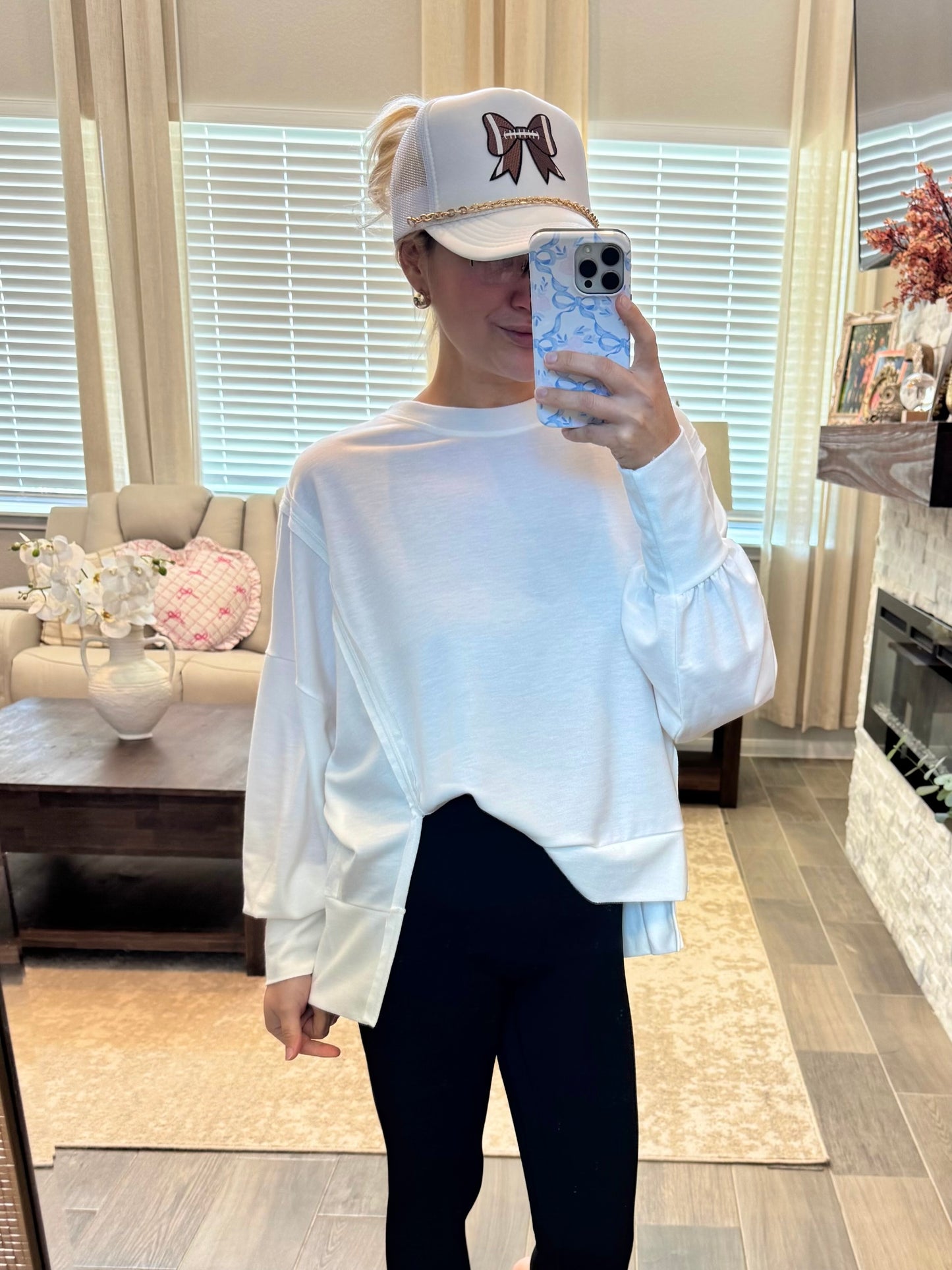 Cozy Pullover - WHITE - 1XL LEFT