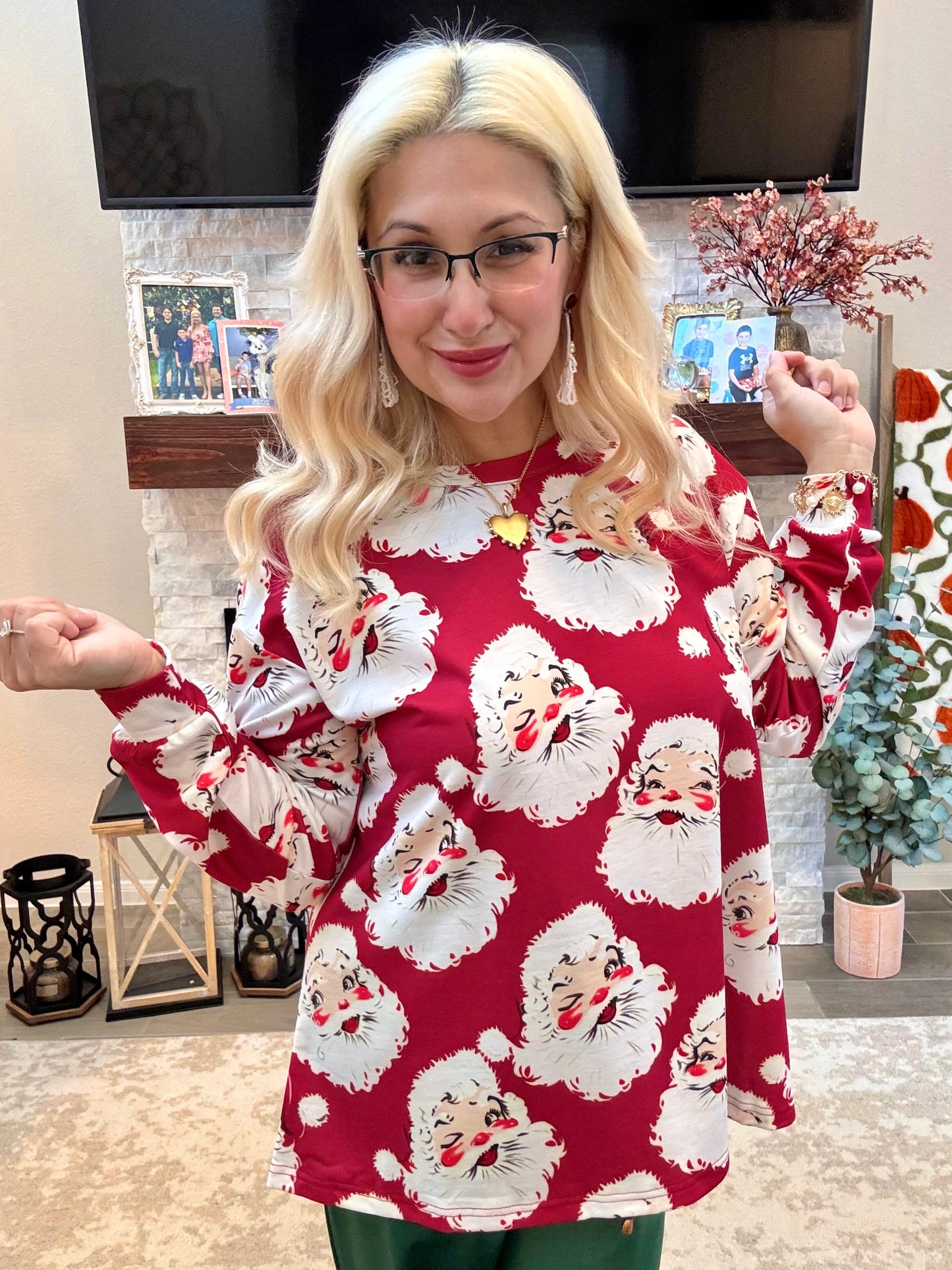 Jolly Old St. Nick Top