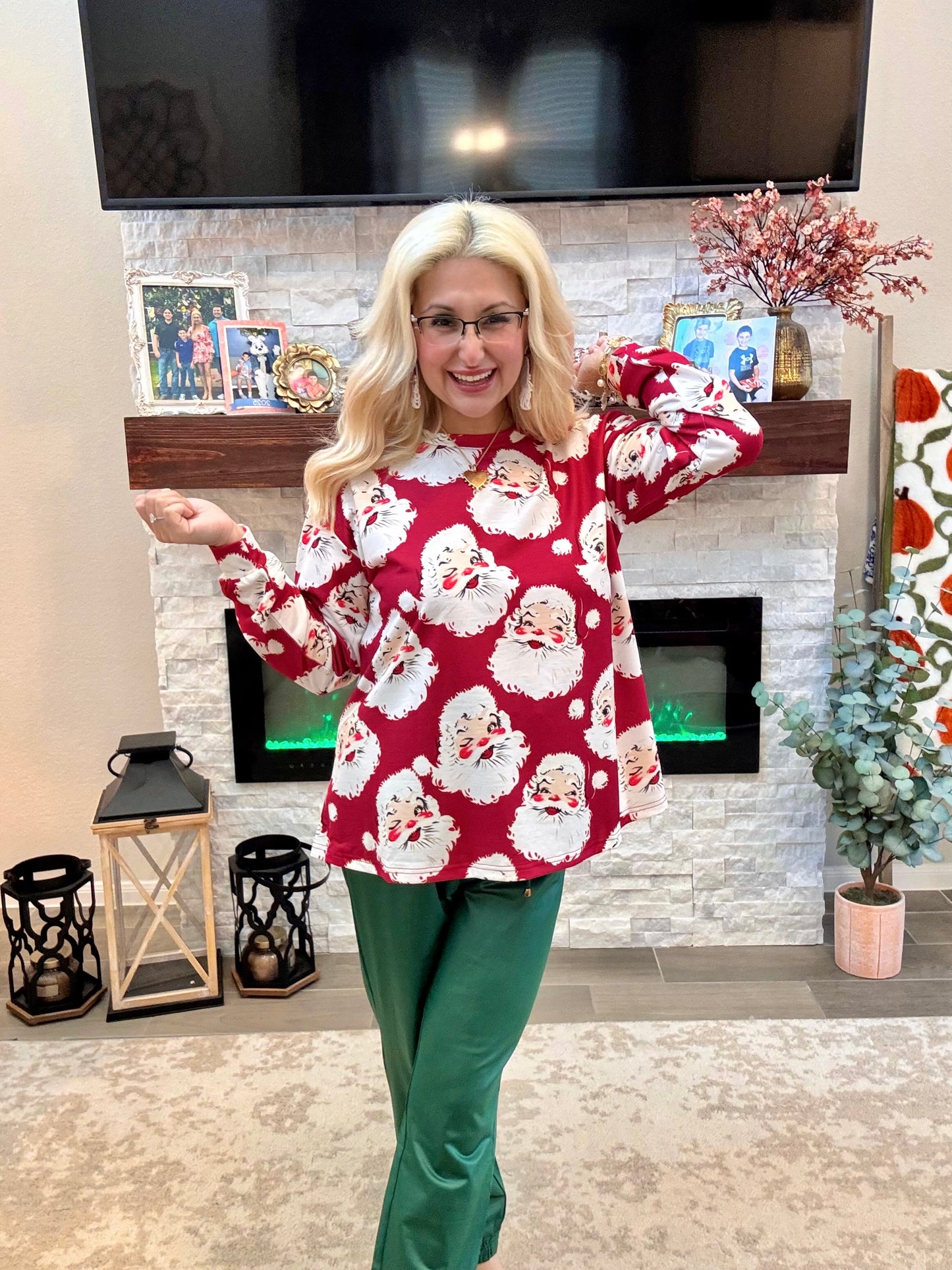 Jolly Old St. Nick Top