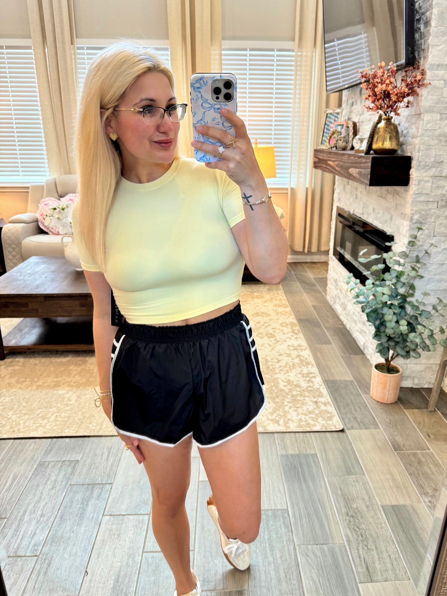 Butter Soft Lemon Top