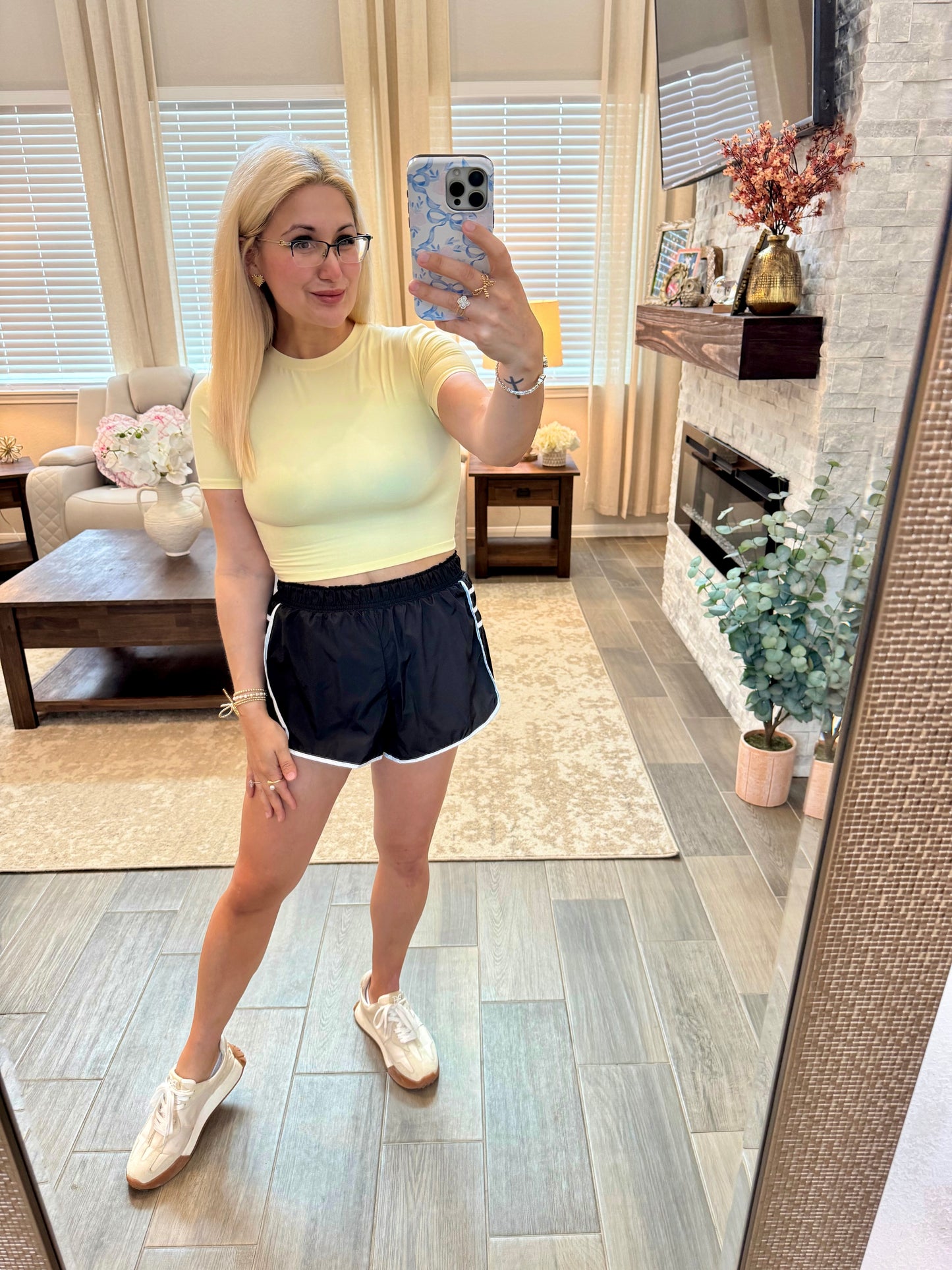 Butter Soft Lemon Top
